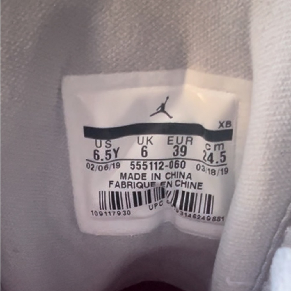Size/ KIDS 6.5 Air Jordan one mid Wolf grey racer, pink sneakers